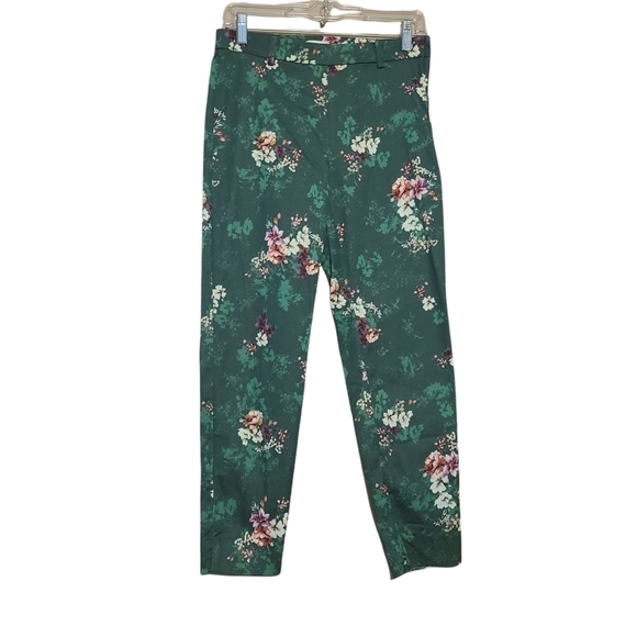 H&M | Women's Green Floral Pull-on Style Straight Ankle Pants (Size 8) - Picture 1 of 15